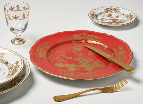 Oriente Italiano Rubrum - Charger Plate