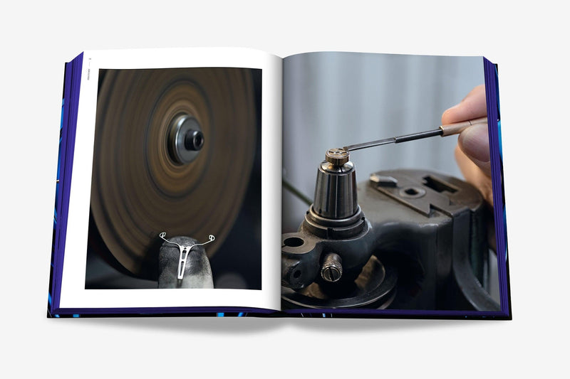 Book - De Bethune: The Art of Watchmaking