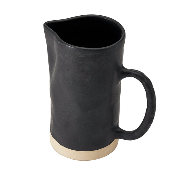 Gabrielle - Pitcher Hammered Noir