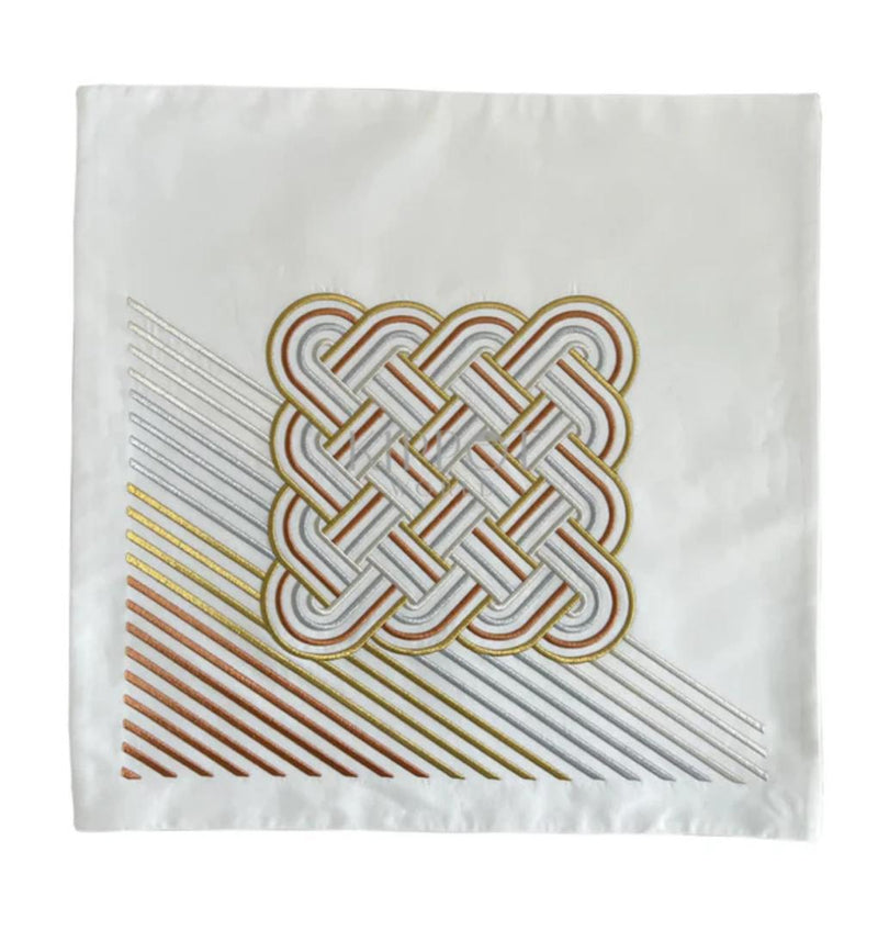 Pesach Cover Celtic Knot