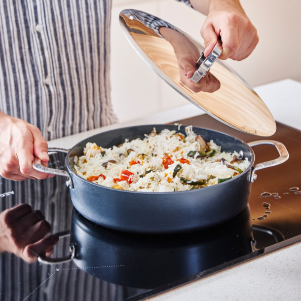 Maestro - Nonstick Sauté Pan with Lid 3.5 Qt