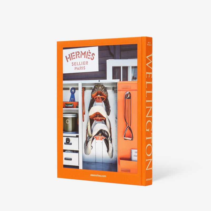 Book - Wellington: The World of Horses