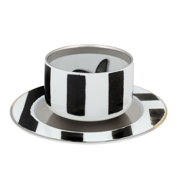 Sol y sombra - tea cup with saucer