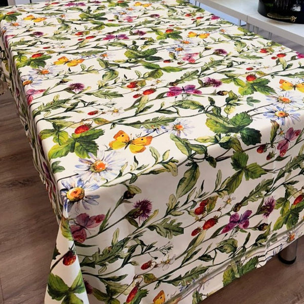 Butterfly - Tablecloths F71 - 106"x59"