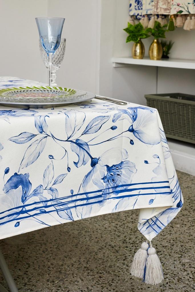 Flower - Polyester Tablecloths F100 - 106"x59"